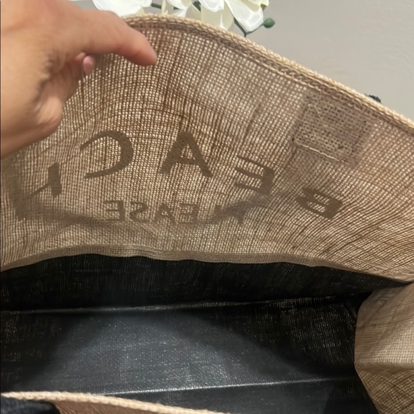 Black and Cream Tote Bag with 'BEACH PLEASE' NWT - Picture 5 of 6